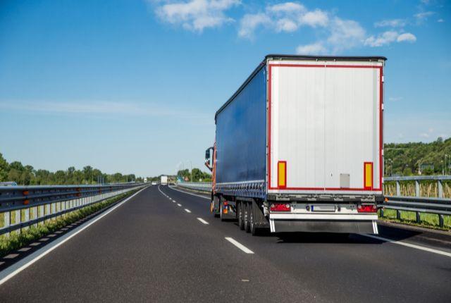 Mit den Umzugs Erfurt Lkw nach Portugal 